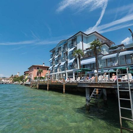 Hotel Venezia Malcesine Luaran gambar