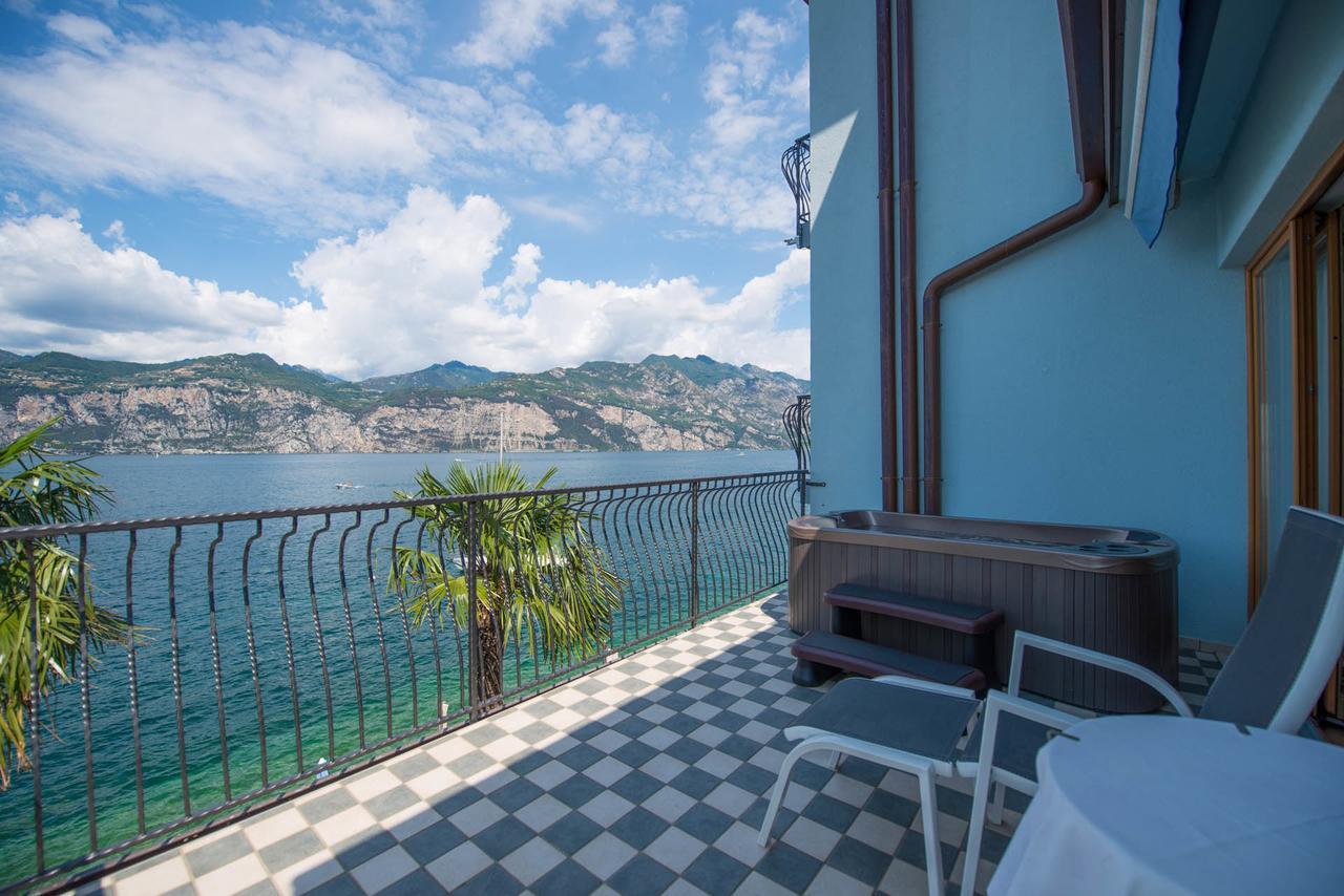 Hotel Venezia Malcesine Luaran gambar